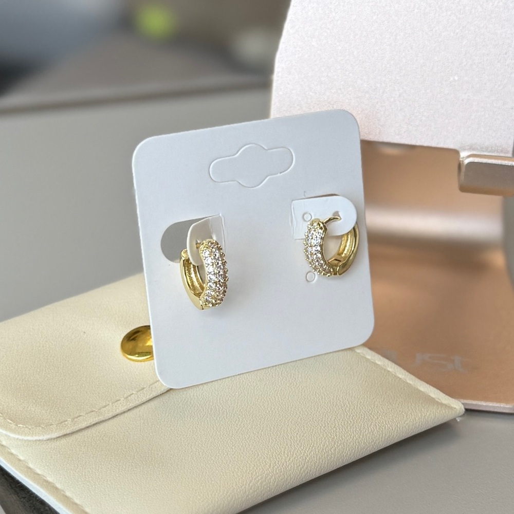 Avaria Chunky Mini Pave Huggie Hoop Earrings